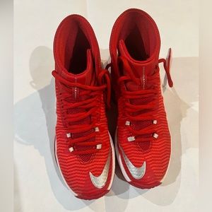 Nike Zoom Clearout, Red, White, Size 4.5 Youth
